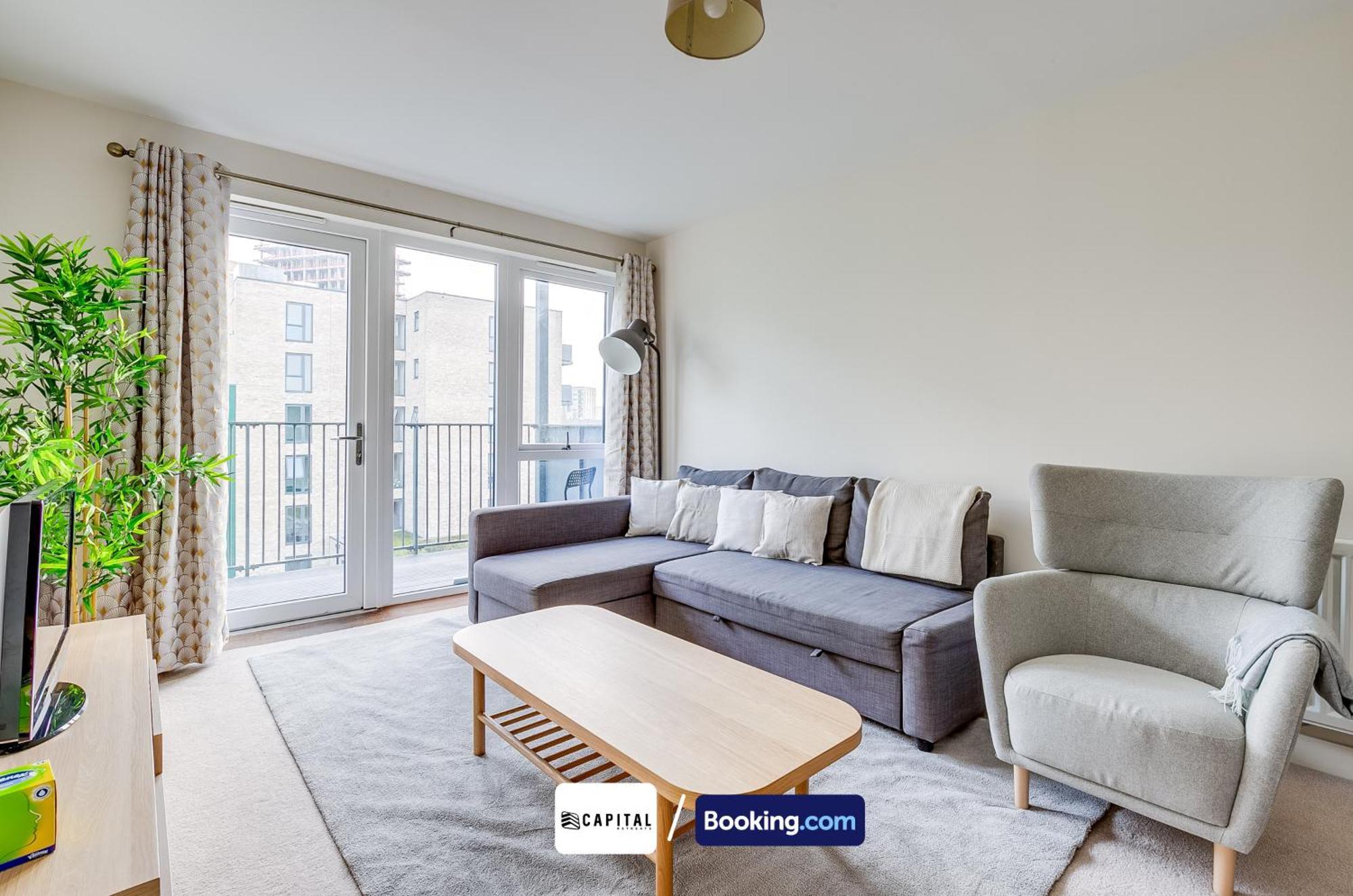 Апартаменты Last-minute Secure L Sleeps Up To 8 L 2 Bedroom By Capital Retreats Short Lets & Serviced London With Balcony, Free Wifi *